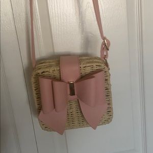 Beautiful Woven Straw Bow Purse